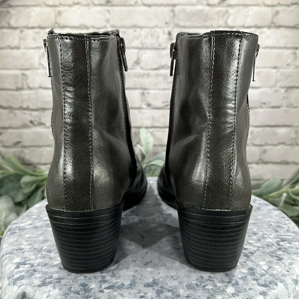 Life Stride Watchful Grey Faux Leather Round Toe Ankle Zip Boots WMS 8.5/9M✨EUC✨ - Picture 6 of 13